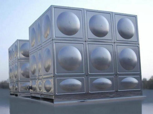 济南水箱清理水垢的具体步骤是什么？