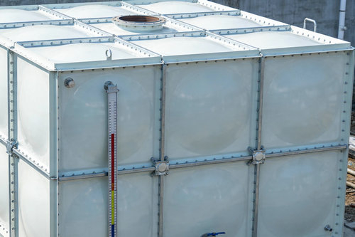 济南玻璃钢水箱安装时需要铺防水垫层吗?